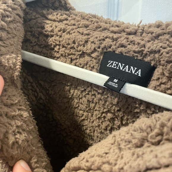 brown teddy pullover hoodie - Picture 4 of 7